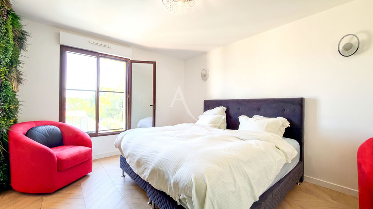 Ma-Cabane - Location Maison BRUNOY, 181 m²