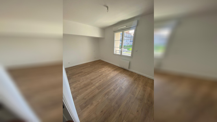 Ma-Cabane - Location Maison Bussy-Saint-Georges, 138 m²