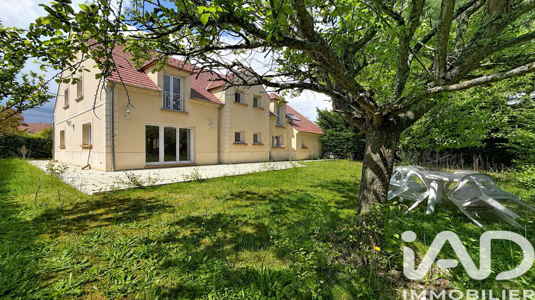 Ma-Cabane - Location Maison Bussy-Saint-Georges, 210 m²