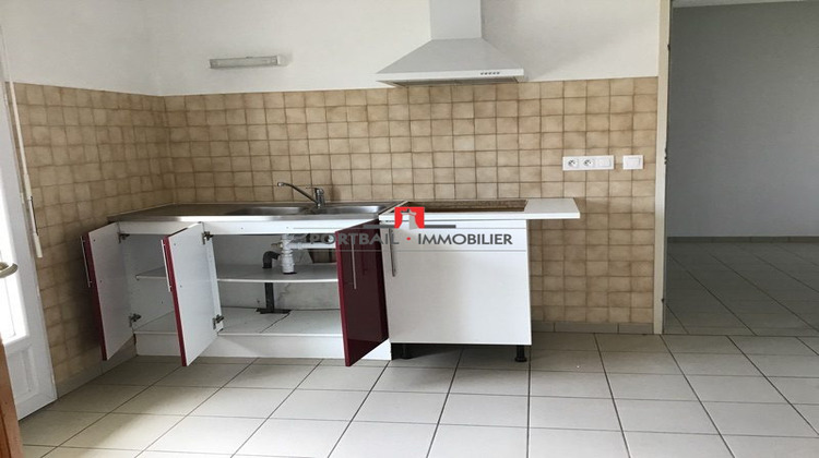 Ma-Cabane - Location Maison CADILLAC-EN-FRONSADAIS, 78 m²