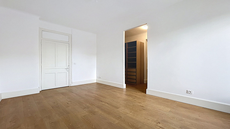 Ma-Cabane - Location Maison CALUIRE-ET-CUIRE, 159 m²