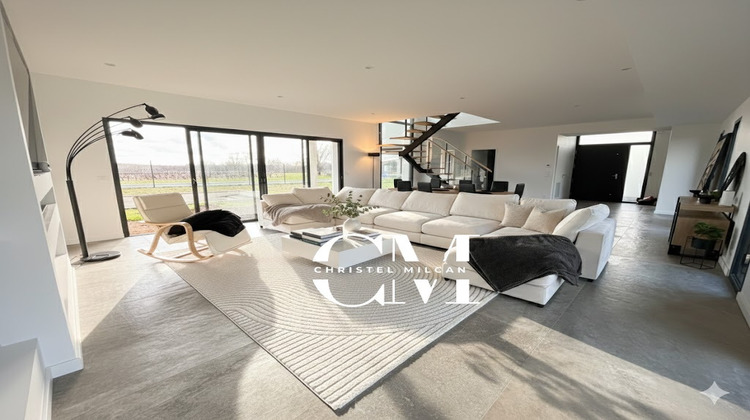 Ma-Cabane - Location Maison CAMBLANES ET MEYNAC, 215 m²