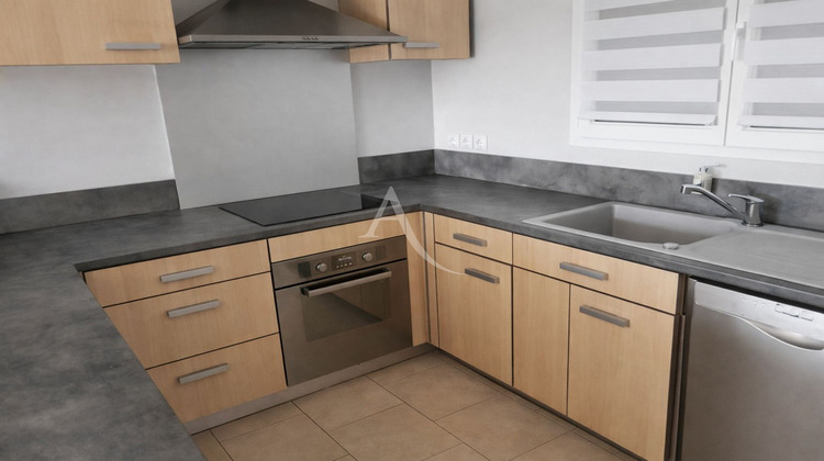 Ma-Cabane - Location Maison CARCASSONNE, 88 m²