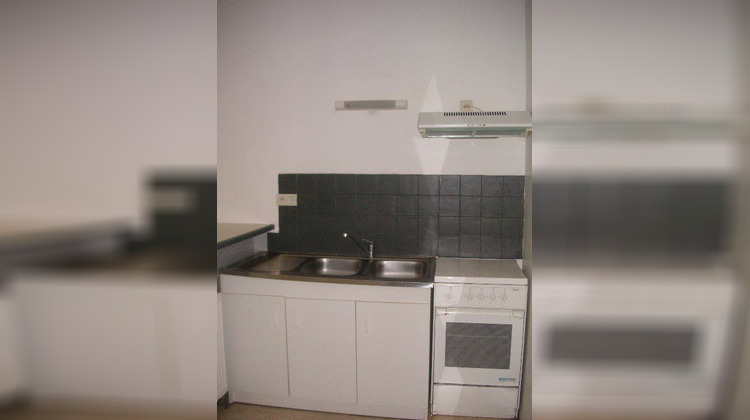Ma-Cabane - Location Maison CARENTAN, 23 m²