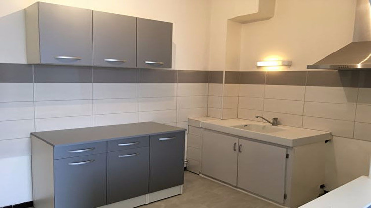 Ma-Cabane - Location Maison CASTELMORON-SUR-LOT, 57 m²