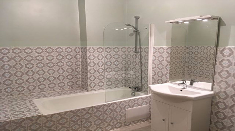 Ma-Cabane - Location Maison CASTELMORON-SUR-LOT, 57 m²