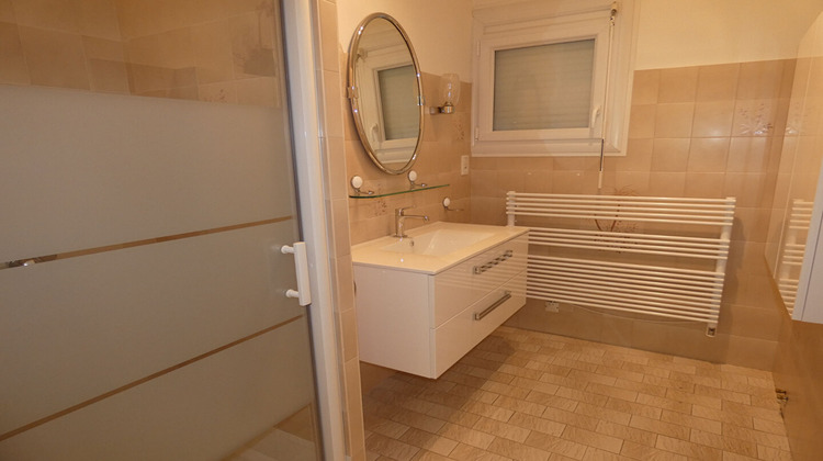 Ma-Cabane - Location Maison CAZALS, 80 m²
