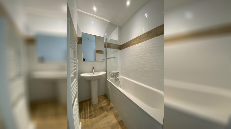 Ma-Cabane - Location Maison CENON, 88 m²