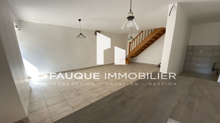 Ma-Cabane - Location Maison CHABEUIL, 86 m²