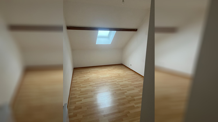 Ma-Cabane - Location Maison CHAINGY, 63 m²