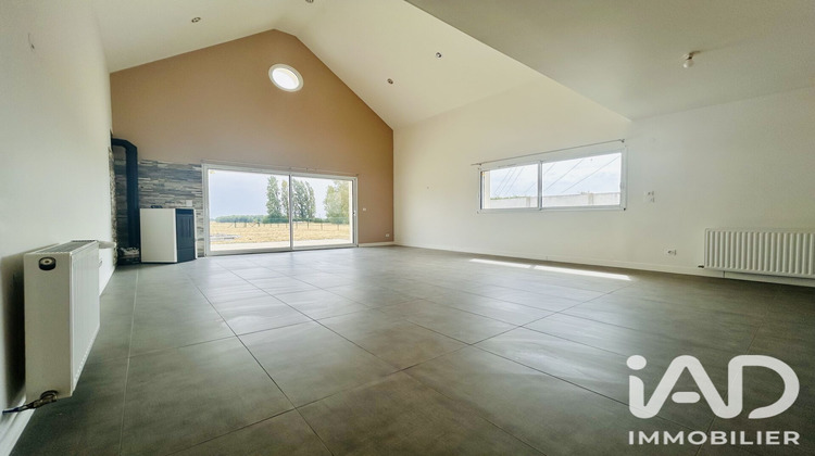 Ma-Cabane - Location Maison Chaingy, 125 m²