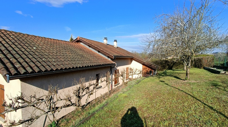 Ma-Cabane - Location Maison Chambost-Longessaigne, 97 m²