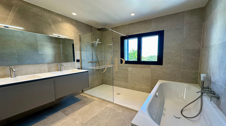 Ma-Cabane - Location Maison CHAMBOURCY, 270 m²