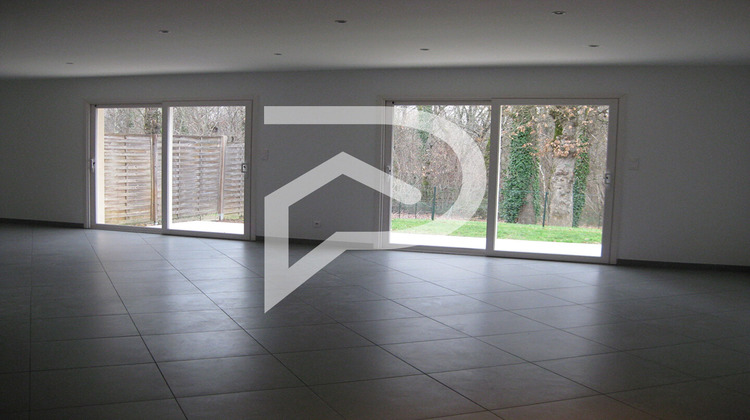 Ma-Cabane - Location Maison CHAMPCEVINEL, 126 m²