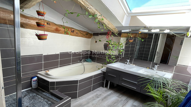 Ma-Cabane - Location Maison CHAMPIS, 170 m²