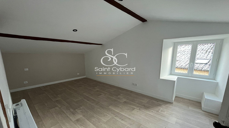 Ma-Cabane - Location Maison CHAMPNIERS, 54 m²