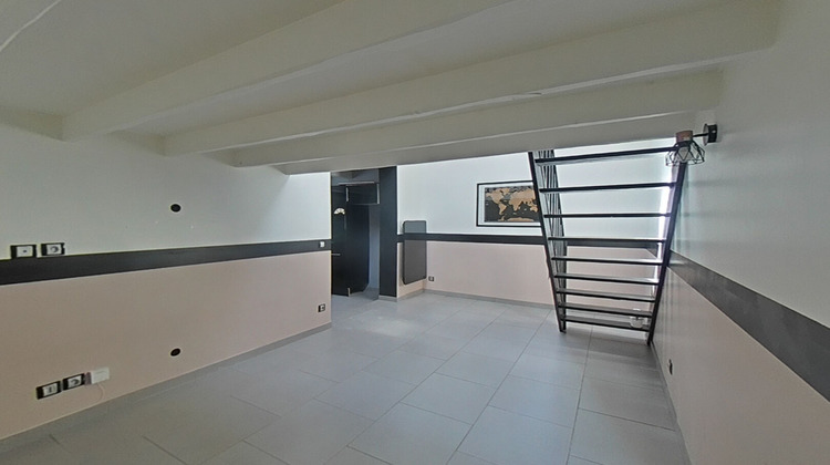 Ma-Cabane - Location Maison CHAMPS-SUR-MARNE, 32 m²