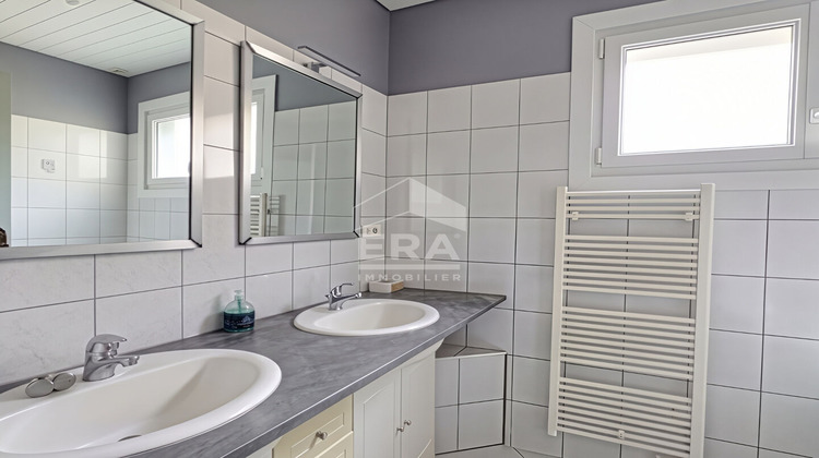 Ma-Cabane - Location Maison CHANONAT, 95 m²