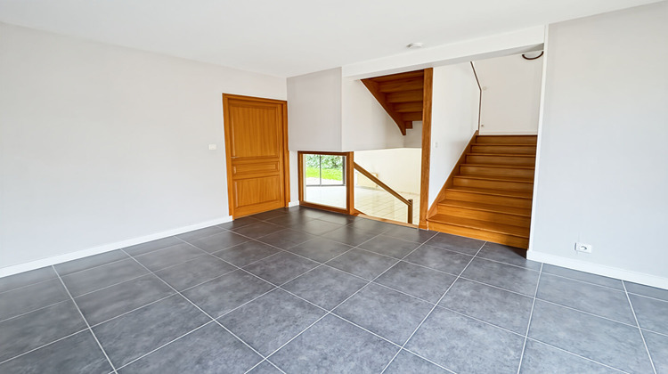 Ma-Cabane - Location Maison CHANTEPIE, 160 m²