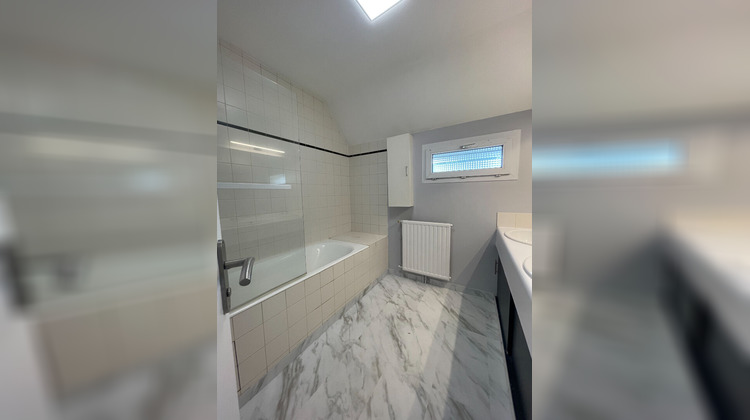 Ma-Cabane - Location Maison CHANTEPIE, 101 m²