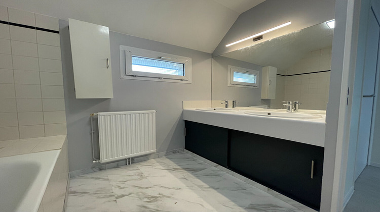 Ma-Cabane - Location Maison CHANTEPIE, 101 m²