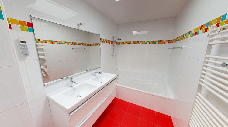 Ma-Cabane - Location Maison CHANTEPIE, 150 m²