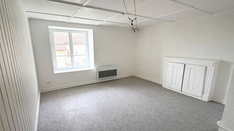 Ma-Cabane - Location Maison CHARAVINES, 74 m²