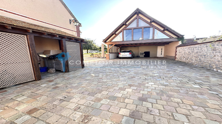 Ma-Cabane - Location Maison Chartres, 220 m²