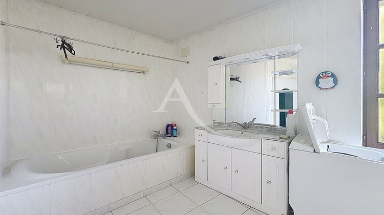 Ma-Cabane - Location Maison CHATEAU-GONTIER, 100 m²