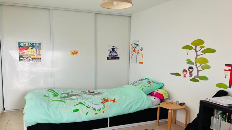 Ma-Cabane - Location Maison CHATEAUNEUF-LE-ROUGE, 69 m²