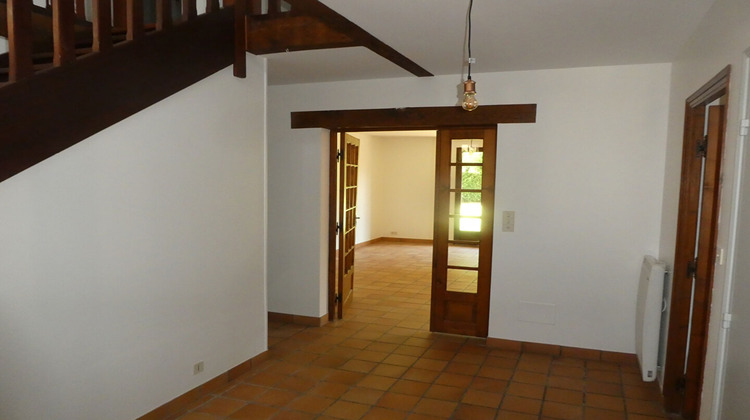 Ma-Cabane - Location Maison CHATEAUNEUF-SUR-LOIRE, 154 m²