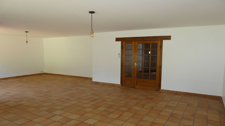 Ma-Cabane - Location Maison CHATEAUNEUF-SUR-LOIRE, 154 m²