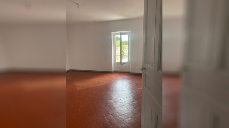 Ma-Cabane - Location Maison Châteaurenard, 156 m²