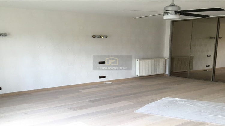 Ma-Cabane - Location Maison CHATOU, 380 m²