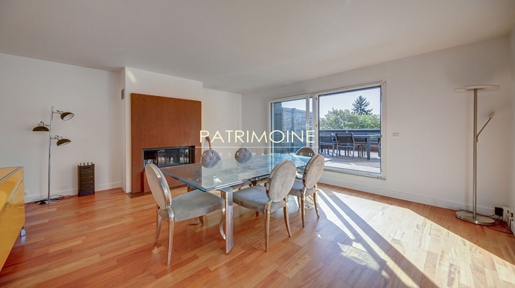 Ma-Cabane - Location Maison CHATOU, 263 m²