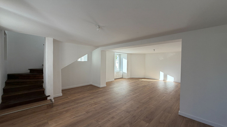 Ma-Cabane - Location Maison CHAUCONIN-NEUFMONTIERS, 69 m²
