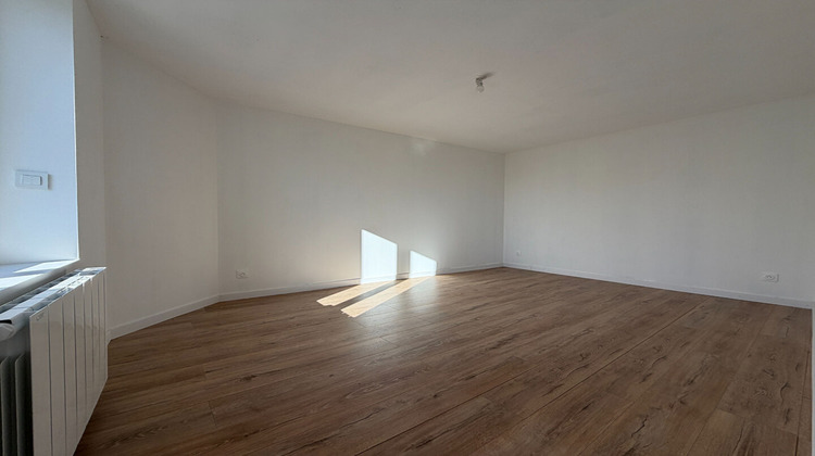 Ma-Cabane - Location Maison CHAUCONIN-NEUFMONTIERS, 69 m²