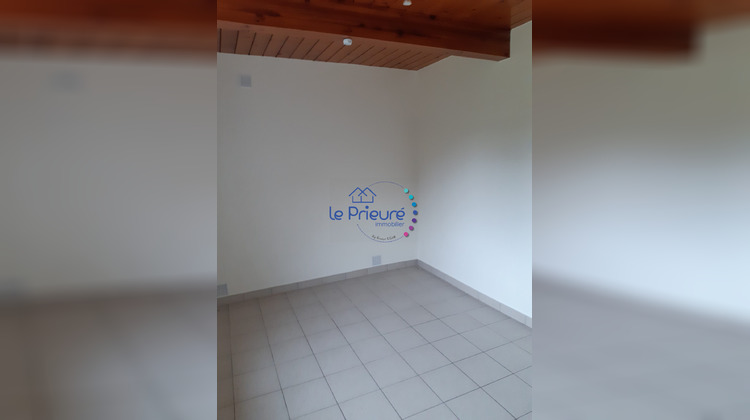 Ma-Cabane - Location Maison Chauffailles, 79 m²