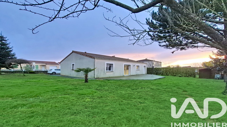 Ma-Cabane - Location Maison Chemillé-en-Anjou, 85 m²