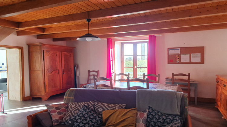 Ma-Cabane - Location Maison Chenac-Saint-Seurin-d'Uzet, 100 m²