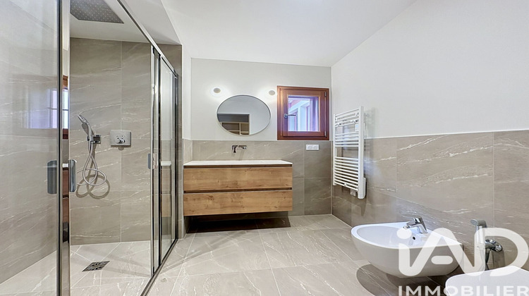 Ma-Cabane - Location Maison Chens-sur-Léman, 348 m²