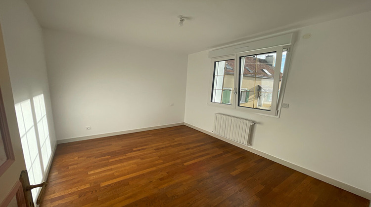 Ma-Cabane - Location Maison CHERRE, 132 m²