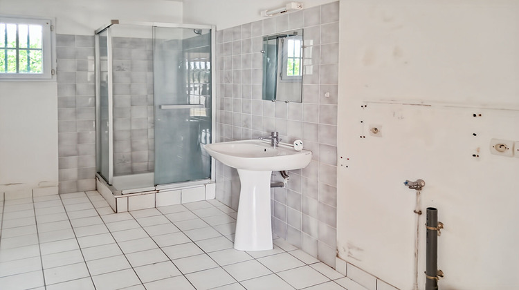 Ma-Cabane - Location Maison CHEVAIGNE, 158 m²