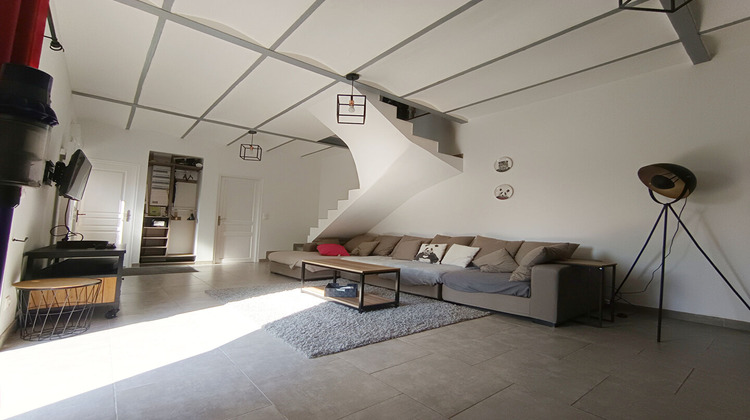 Ma-Cabane - Location Maison CHEVRIERES, 100 m²