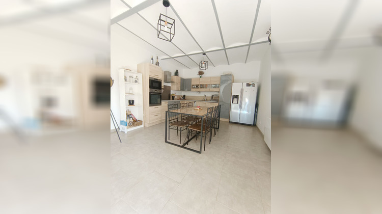 Ma-Cabane - Location Maison CHEVRIERES, 100 m²