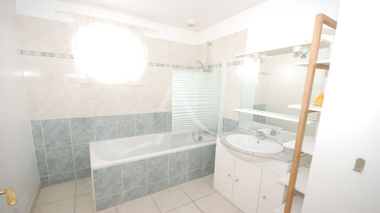 Ma-Cabane - Location Maison CHEVRY-COSSIGNY, 68 m²
