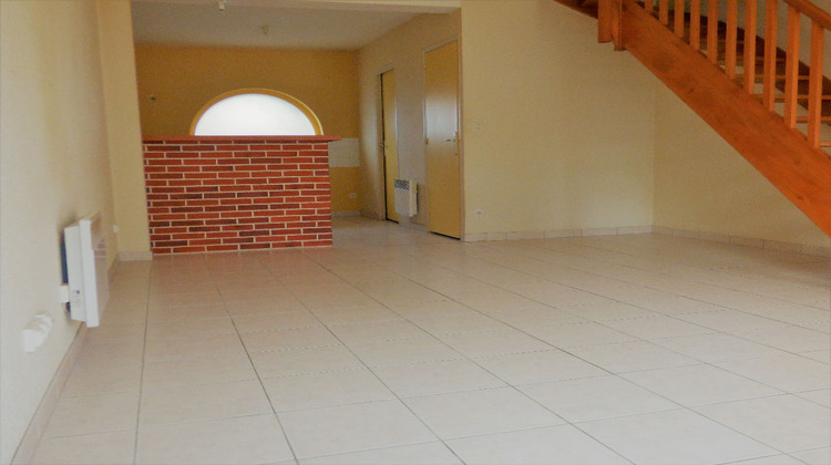 Ma-Cabane - Location Maison CHILLEURS-AUX-BOIS, 71 m²