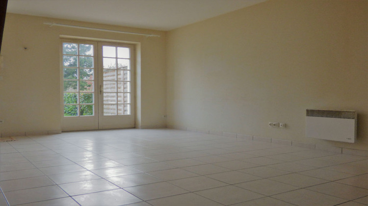 Ma-Cabane - Location Maison CHILLEURS-AUX-BOIS, 71 m²