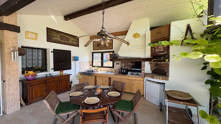 Ma-Cabane - Location Maison CLARAFOND-ARCINE, 137 m²