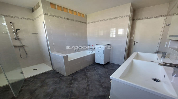 Ma-Cabane - Location Maison CLERES, 164 m²